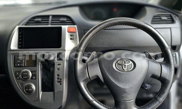 Comprar Usado Toyota Ractis Branco Carro em Maputo em Maputo Comprar Usado Toyota Ractis Branco Carro em Maputo em Maputo