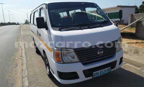 Nunua Ilio tumika Nissan Caravan Nyeupe Gari ndani ya Maputo nchini Maputo