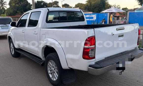 Comprar Usado Toyota Hilux Branco Carro em Maputo em Maputo Comprar Usado Toyota Hilux Branco Carro em Maputo em Maputo