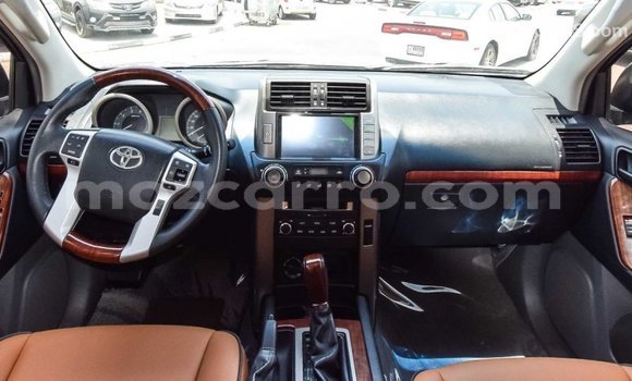 Comprar Importar Toyota Prado Azul Carro em Import - Dubai em Cabo Delgado Comprar Importar Toyota Prado Azul Carro em Import - Dubai em Cabo Delgado