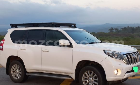 Comprar Usado Toyota Prado Branco Carro em Maputo em Maputo