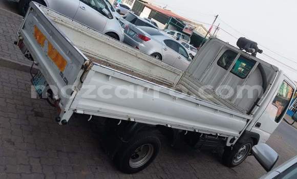 Buy Used Mazda 121 White Car in Maputo in Maputo Buy Used Mazda 121 White Car in Maputo in Maputo