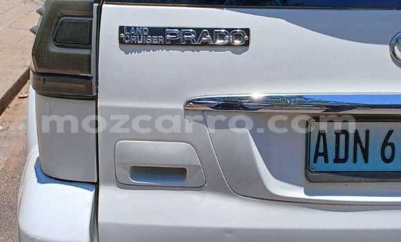 Nunua Ilio tumika Toyota Land Cruiser Prado Nyeupe Gari ndani ya Maputo nchini Maputo Nunua Ilio tumika Toyota Land Cruiser Prado Nyeupe Gari ndani ya Maputo nchini Maputo