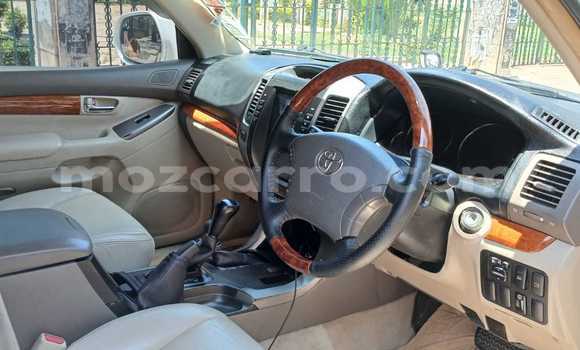 Comprar Usado Toyota Prado Branco Carro em Maputo em Maputo Comprar Usado Toyota Prado Branco Carro em Maputo em Maputo