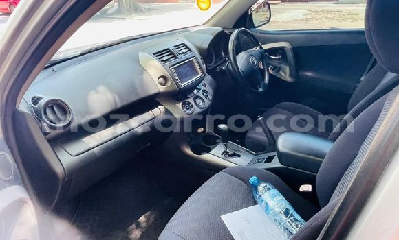 Nunua Ilio tumika Toyota RAV4 Nyingine Gari ndani ya Maputo nchini Maputo Nunua Ilio tumika Toyota RAV4 Nyingine Gari ndani ya Maputo nchini Maputo