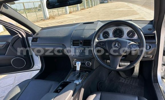 Nunua Ilio tumika Mercedes-Benz C-Classe Nyingine Gari ndani ya Maputo nchini Maputo Nunua Ilio tumika Mercedes-Benz C-Classe Nyingine Gari ndani ya Maputo nchini Maputo