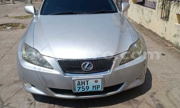 Comprar Usado Lexus IS Prata Carro em Maputo em Maputo