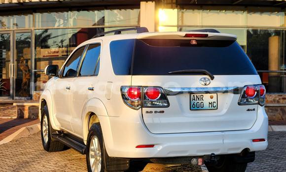 Nunua Mpya Toyota Fortuner Nyeupe Gari ndani ya Maputo nchini Maputo Nunua Mpya Toyota Fortuner Nyeupe Gari ndani ya Maputo nchini Maputo