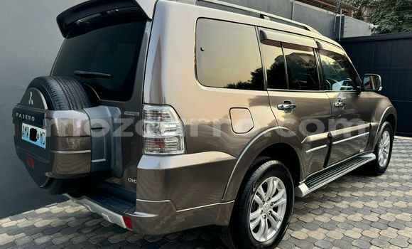 Comprar Usado Mitsubishi Pajero Castanho Carro em Maputo em Maputo Comprar Usado Mitsubishi Pajero Castanho Carro em Maputo em Maputo