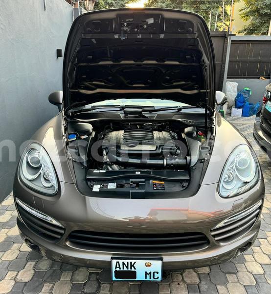 Big with watermark porsche cayenne maputo maputo 32467