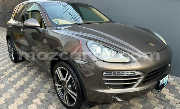 Nunua Ilio tumika Porsche Cayenne Brown Gari ndani ya Maputo nchini Maputo Nunua Ilio tumika Porsche Cayenne Brown Gari ndani ya Maputo nchini Maputo