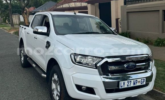 Tenga Tsaru Ford Ranger Chena Mota in Maputo in Maputo