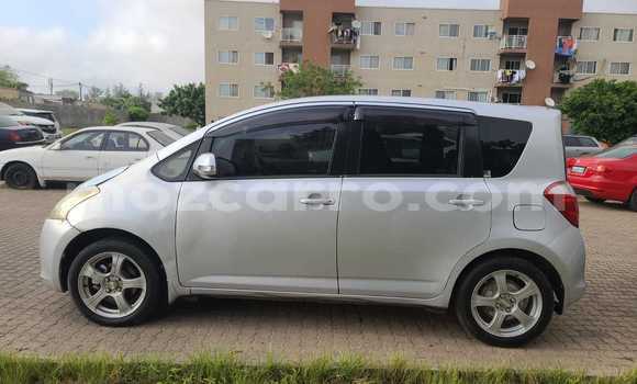 Comprar Usado Toyota Ractis Prata Carro em Maputo em Maputo Comprar Usado Toyota Ractis Prata Carro em Maputo em Maputo