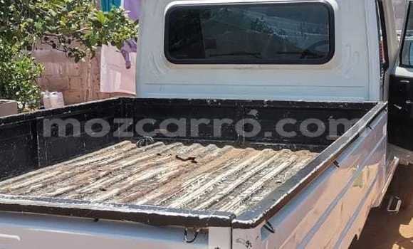 Buy Used Mahindra Bolero White Car in Maputo in Maputo Buy Used Mahindra Bolero White Car in Maputo in Maputo