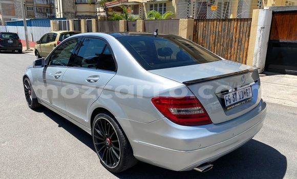 Comprar Usado Mercedes-Benz C-Classe De outros Carro em Maputo em Maputo Comprar Usado Mercedes-Benz C-Classe De outros Carro em Maputo em Maputo