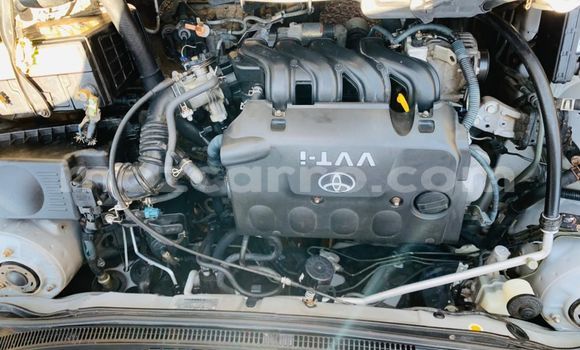 Comprar Usado Toyota Runx Prata Carro em Maputo em Maputo Comprar Usado Toyota Runx Prata Carro em Maputo em Maputo