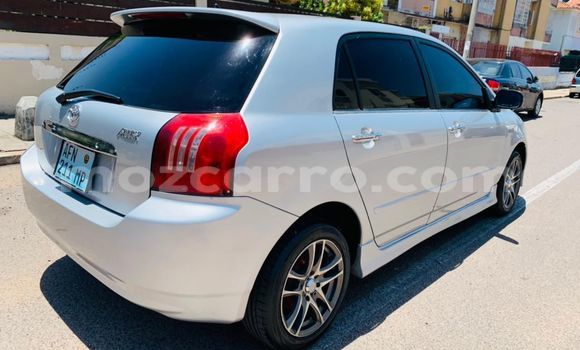 Comprar Usado Toyota Runx Prata Carro em Maputo em Maputo Comprar Usado Toyota Runx Prata Carro em Maputo em Maputo