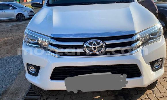 Buy Used Toyota Hilux White Car in Maputo in Maputo Buy Used Toyota Hilux White Car in Maputo in Maputo