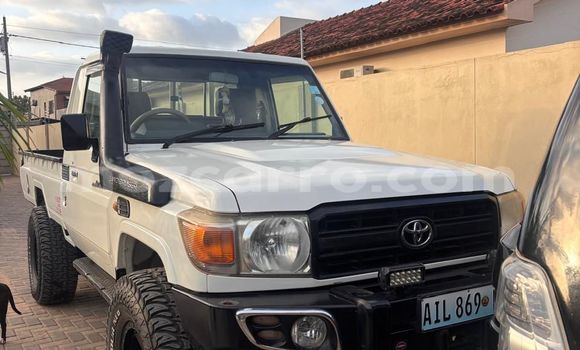 Tenga Tsaru Toyota Land Cruiser Chena Mota in Maputo in Maputo Tenga Tsaru Toyota Land Cruiser Chena Mota in Maputo in Maputo