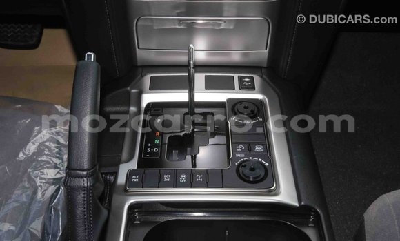 Comprar Importar Toyota Land Cruiser Branco Carro em Import - Dubai em Cabo Delgado Comprar Importar Toyota Land Cruiser Branco Carro em Import - Dubai em Cabo Delgado