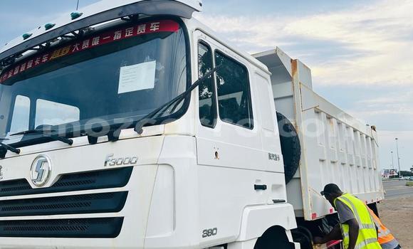 Comprar Usado Toyota 4Runner Branco Carro em Maputo em Maputo Comprar Usado Toyota 4Runner Branco Carro em Maputo em Maputo