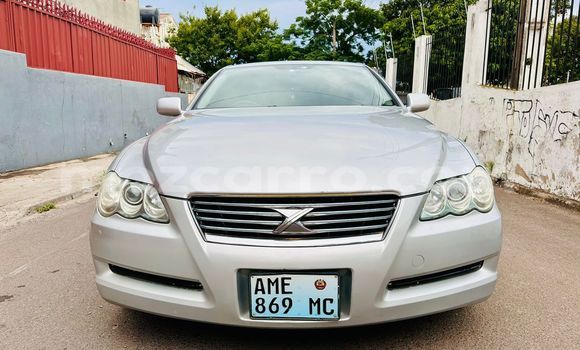Nunua Ilio tumika Toyota Mark X Fedha Gari ndani ya Maputo nchini Maputo