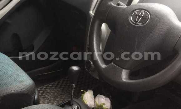 Nunua Ilio tumika Toyota Vitz Fedha Gari ndani ya Maputo nchini Maputo Nunua Ilio tumika Toyota Vitz Fedha Gari ndani ya Maputo nchini Maputo
