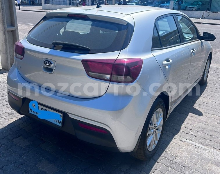 Big with watermark kia rio maputo maputo 32564