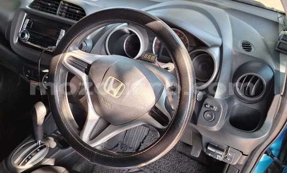 Buy Used Honda Fit Blue Car in Maputo in Maputo Buy Used Honda Fit Blue Car in Maputo in Maputo