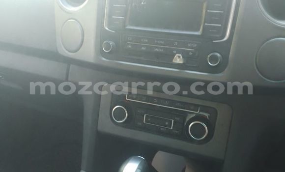 Nunua Ilio tumika Volkswagen Amarok Nyeusi Gari ndani ya Maputo nchini Maputo Nunua Ilio tumika Volkswagen Amarok Nyeusi Gari ndani ya Maputo nchini Maputo