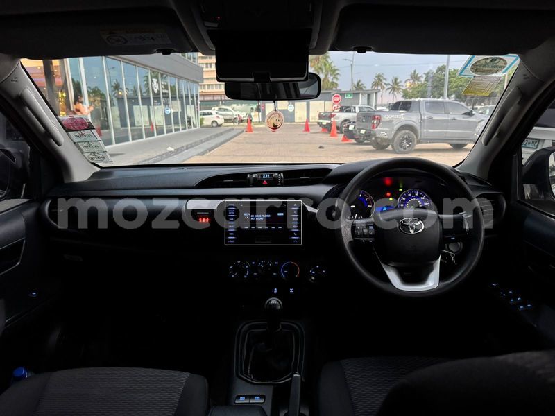 Big with watermark toyota hiluxe revo maputo maputo 32587