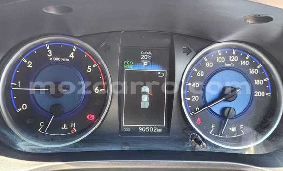 Comprar Usado Toyota Hilux Branco Carro em Maputo em Maputo Comprar Usado Toyota Hilux Branco Carro em Maputo em Maputo