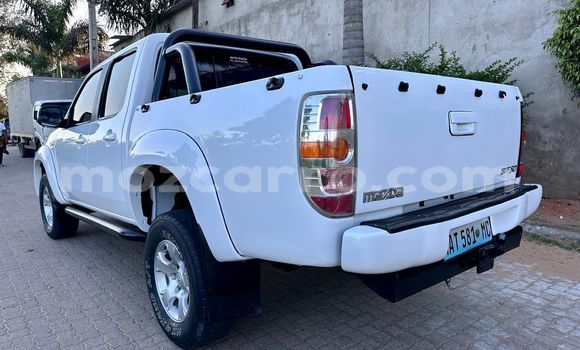 Tenga Tsaru Mazda BT-50 Chena Mota in Maputo in Maputo Tenga Tsaru Mazda BT-50 Chena Mota in Maputo in Maputo