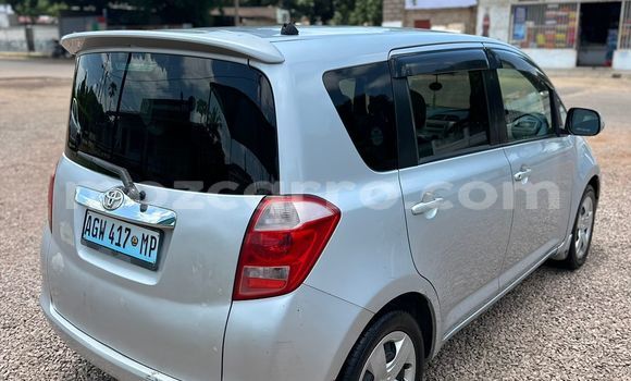 Comprar Usado Toyota Ractis Branco Carro em Maputo em Maputo Comprar Usado Toyota Ractis Branco Carro em Maputo em Maputo
