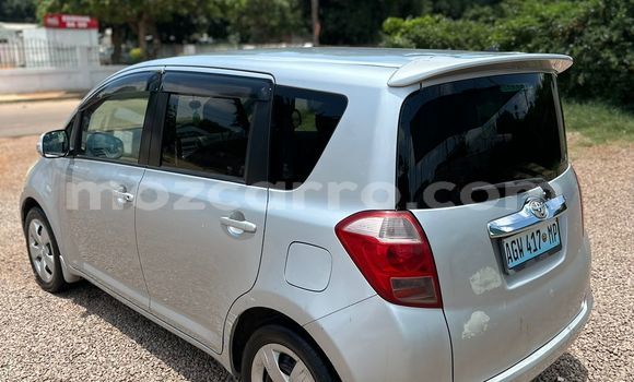 Comprar Usado Toyota Ractis Branco Carro em Maputo em Maputo Comprar Usado Toyota Ractis Branco Carro em Maputo em Maputo