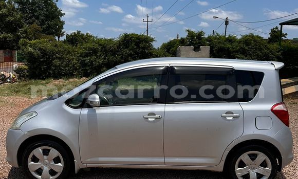 Comprar Usado Toyota Ractis Branco Carro em Maputo em Maputo Comprar Usado Toyota Ractis Branco Carro em Maputo em Maputo