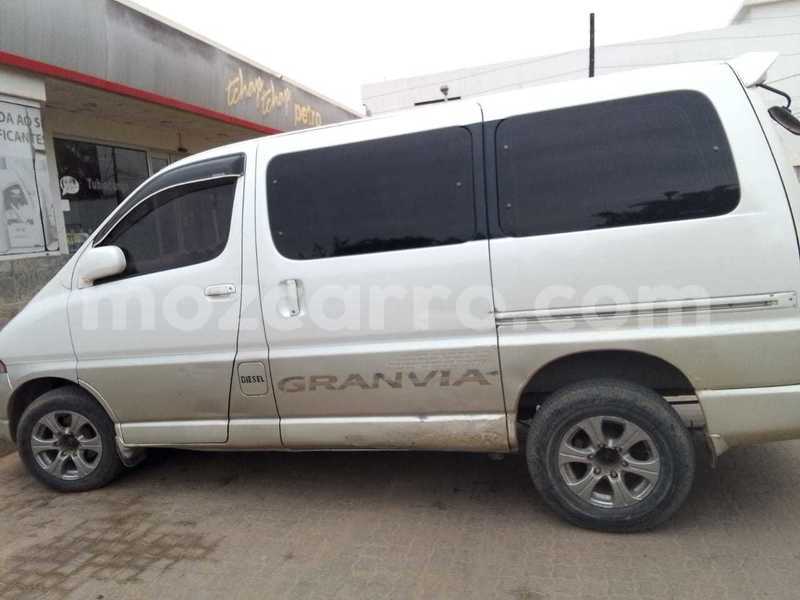 Big with watermark toyota granvia maputo maputo 32620