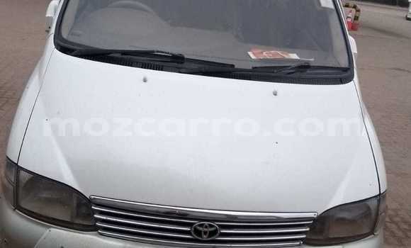 Tenga Tsaru Toyota Granvia Chena Mota in Maputo in Maputo Tenga Tsaru Toyota Granvia Chena Mota in Maputo in Maputo