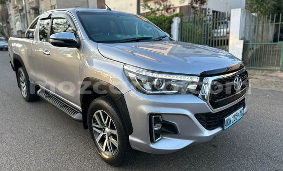 Nunua Ilio tumika Toyota Hiluxe Revo Nyingine Gari ndani ya Maputo nchini Maputo