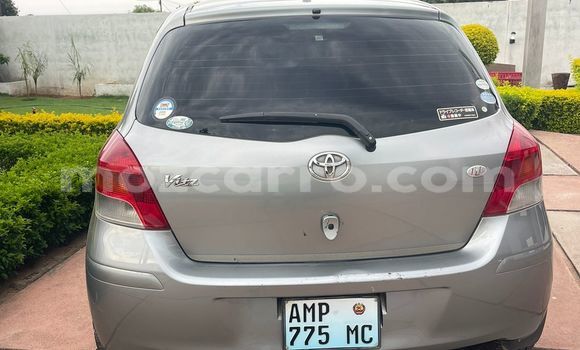 Nunua Ilio tumika Toyota Vitz Fedha Gari ndani ya Maputo nchini Maputo Nunua Ilio tumika Toyota Vitz Fedha Gari ndani ya Maputo nchini Maputo