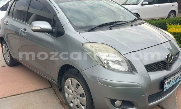 Nunua Ilio tumika Toyota Vitz Fedha Gari ndani ya Maputo nchini Maputo Nunua Ilio tumika Toyota Vitz Fedha Gari ndani ya Maputo nchini Maputo