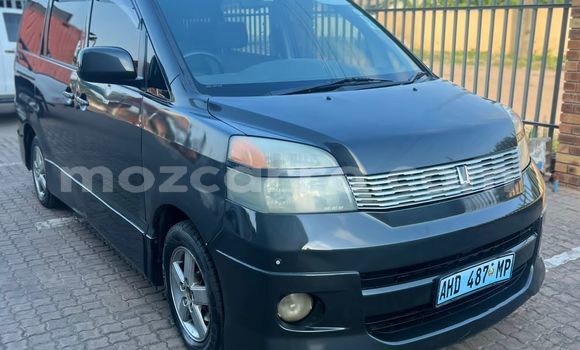 Nunua Ilio tumika Toyota Voxy Nyeusi Gari ndani ya Maputo nchini Maputo Nunua Ilio tumika Toyota Voxy Nyeusi Gari ndani ya Maputo nchini Maputo