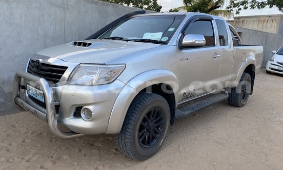 Nunua Ilio tumika Toyota Hilux Nyingine Gari ndani ya Maputo nchini Maputo