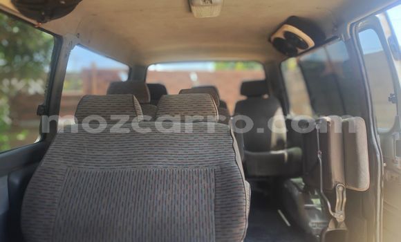 Comprar Usado Toyota Hiace Castanho Carro em Maputo em Maputo Comprar Usado Toyota Hiace Castanho Carro em Maputo em Maputo