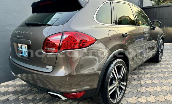 Comprar Novo Porsche Cayenne Castanho Carro em Maputo em Maputo Comprar Novo Porsche Cayenne Castanho Carro em Maputo em Maputo