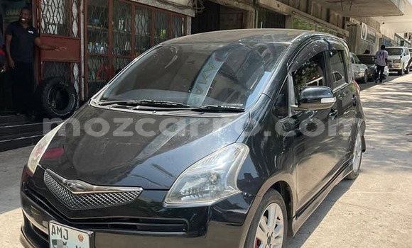 Comprar Usado Toyota Ractis Preto Carro em Maputo em Maputo Comprar Usado Toyota Ractis Preto Carro em Maputo em Maputo