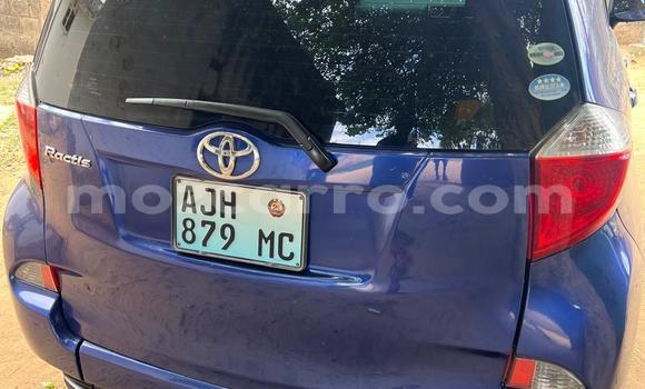 Comprar Usado Toyota Ractis Azul Carro em Maputo em Maputo Comprar Usado Toyota Ractis Azul Carro em Maputo em Maputo