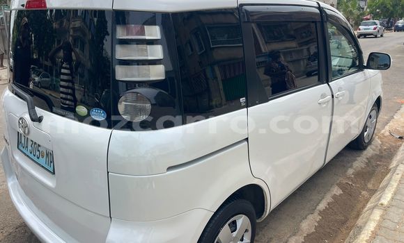 Comprar Usado Toyota Sienta Branco Carro em Maputo em Maputo Comprar Usado Toyota Sienta Branco Carro em Maputo em Maputo