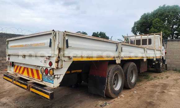 Buy Used Nissan Urvan White Car in Maputo in Maputo Buy Used Nissan Urvan White Car in Maputo in Maputo