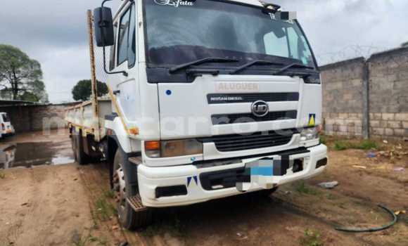 Buy Used Nissan Urvan White Car in Maputo in Maputo Buy Used Nissan Urvan White Car in Maputo in Maputo